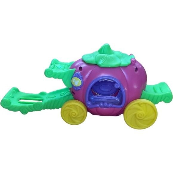 Playskool Weebles Royal Storybook Princess Cinderella Castle Carriage Toy - Picture 4 of 8